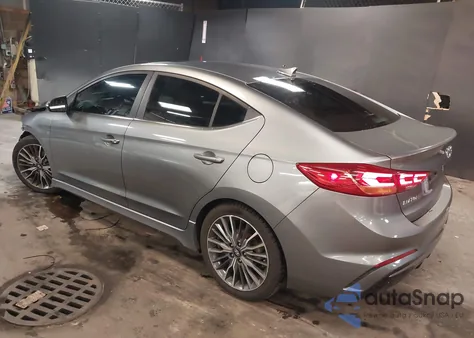 2018 Hyundai Elantra Sport z USA, uszkodzony, nr VIN KMHD04LB0JU705246